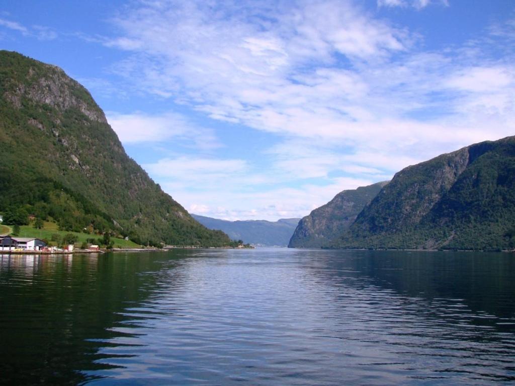 Nesheim & Bjordal (Hoyanger)